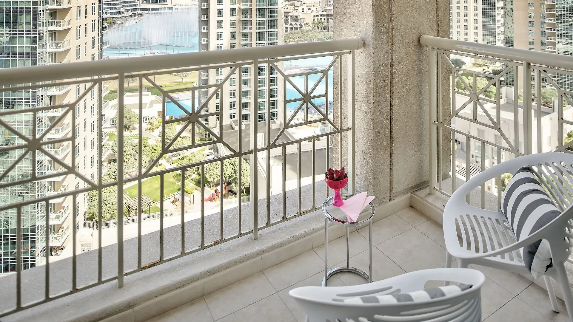Dream Inn Dubai Apartments 29 Boulevard 4*,  United Arab Emirates